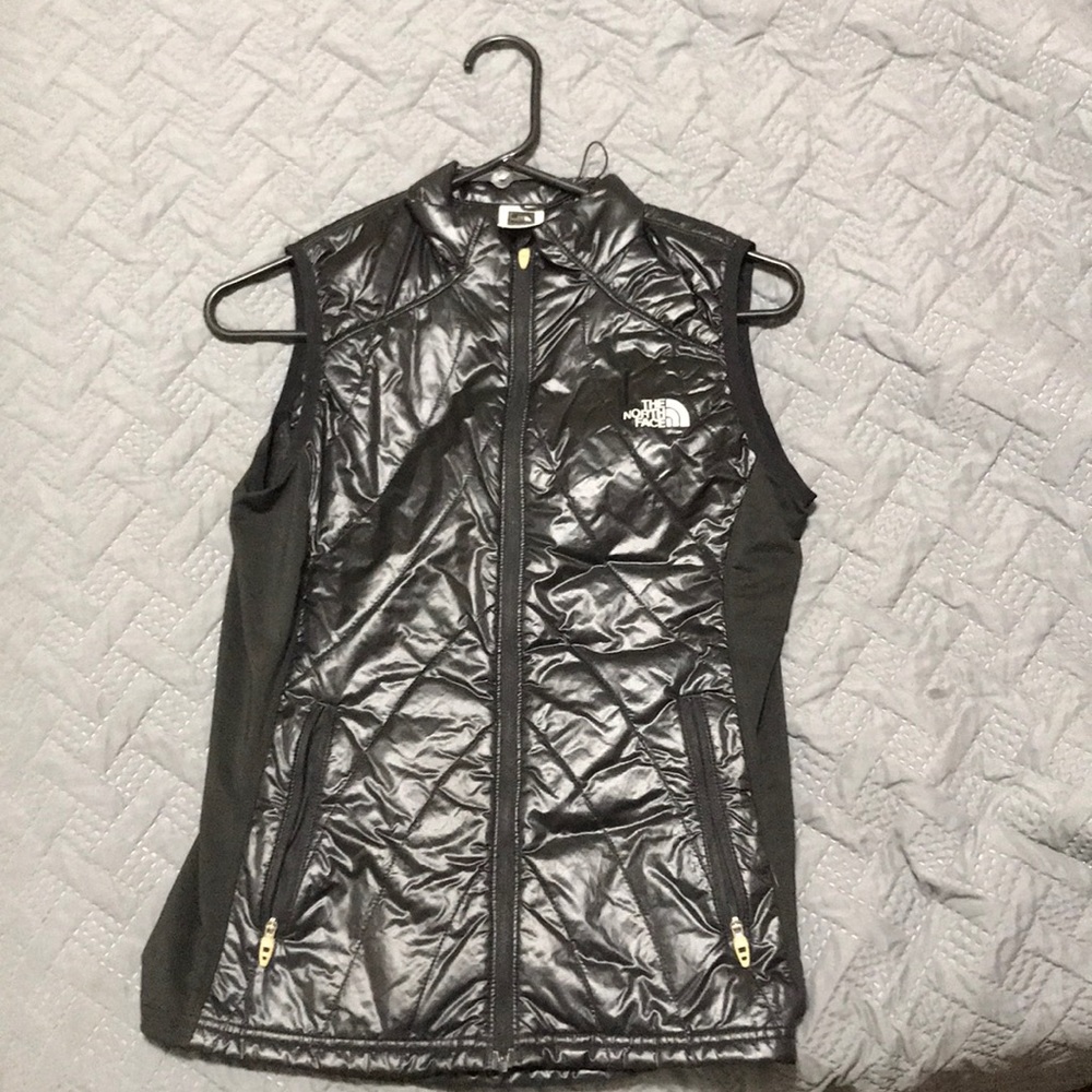 Black North Face vest